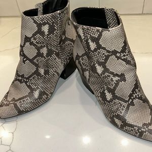 Dolce Vita Ladies Boots